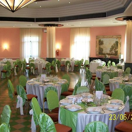 Hotel Ambasciatori Calitri Exteriör bild